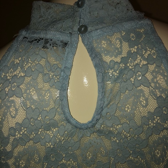 Light Blue Lace Halter Neck Top Size: S - Picture 5 of 7